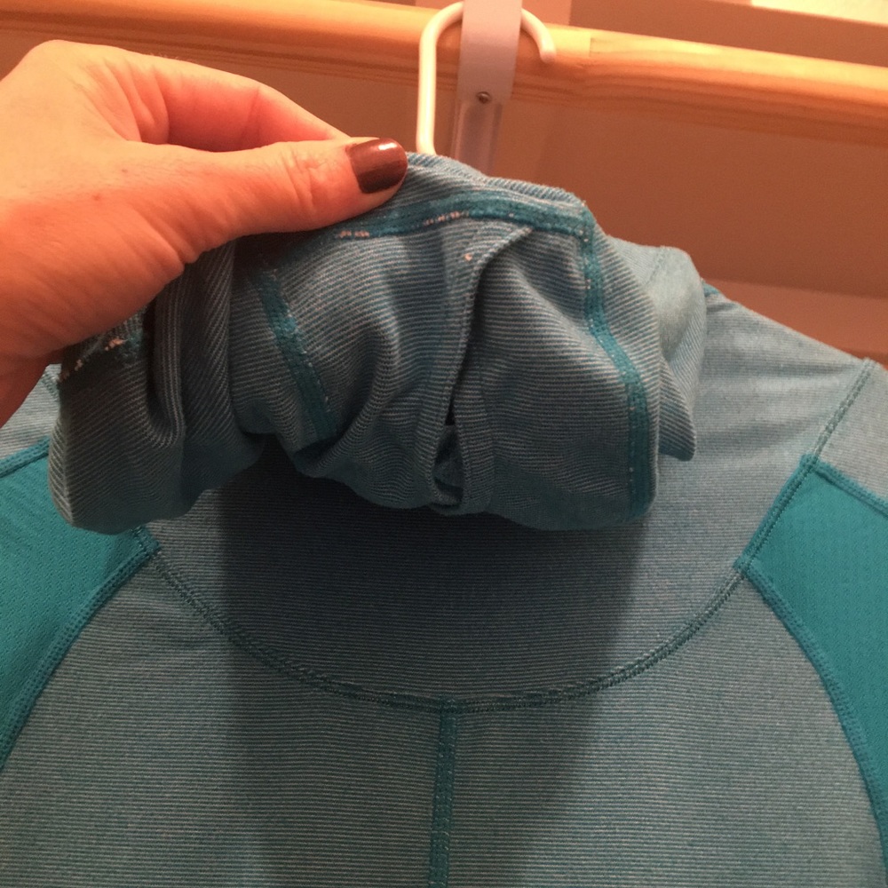 Lululemon Resolution Pullover Size 6 - image 8